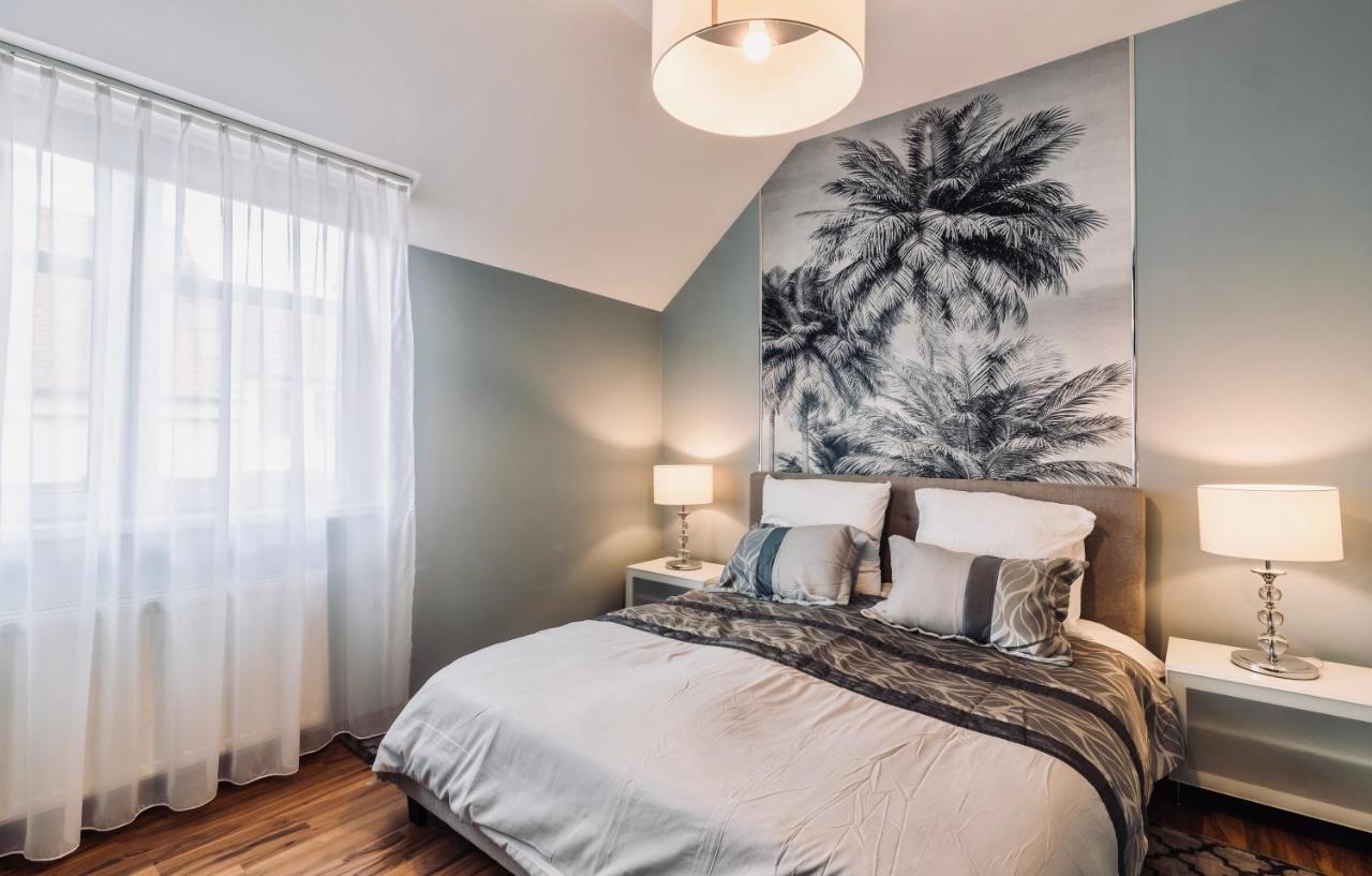 Monarchia Apartman Grand Mosonmagyaróvár 外观 照片
